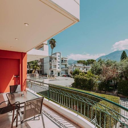 Bessis Apartments Каламата Екстер'єр фото