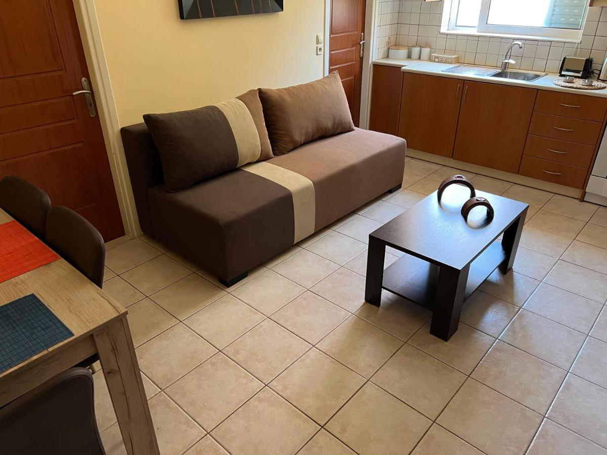 Bessis Apartments Каламата Екстер'єр фото